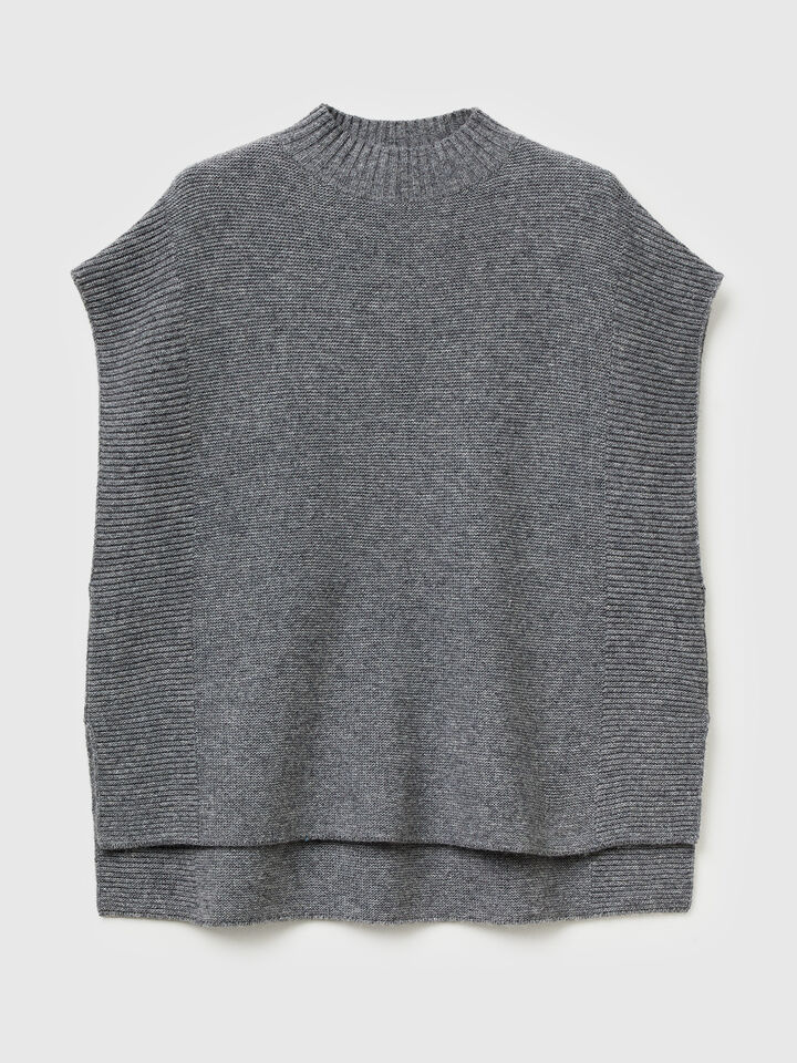 SLEEVELESS SWEATER Mujer image number 4